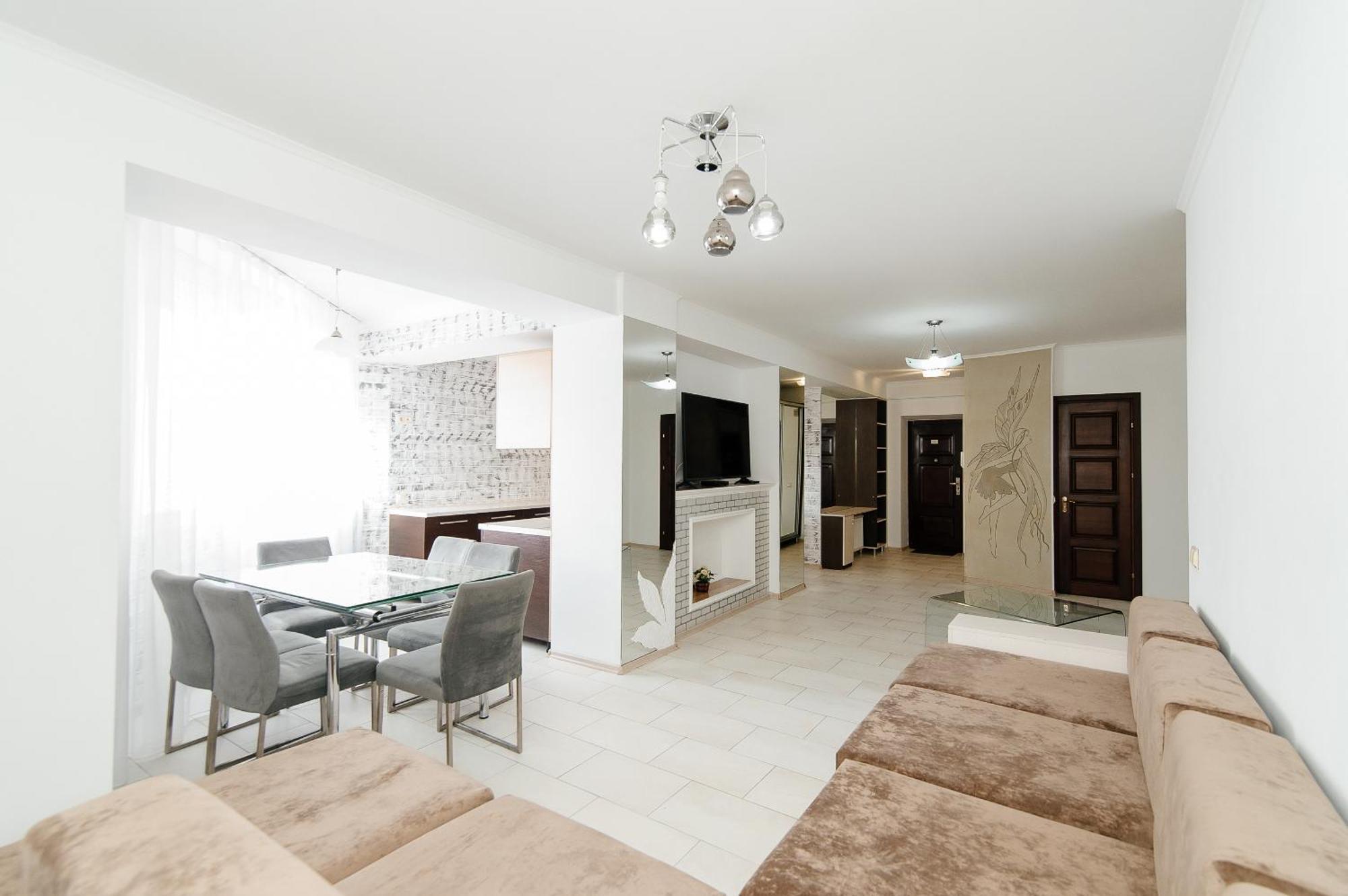 Era Rent Apartments Chisinau Ngoại thất bức ảnh